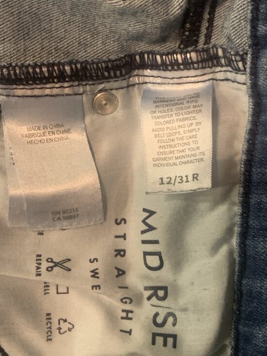 Lucky Brand Sweet Straight Leg Jeans Women's 12/31  Light Wash Mid-Rise Stretch - Picture 5 of 8